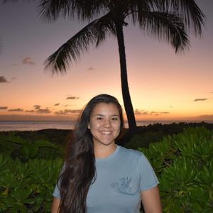 Meet your Posher, Naomi